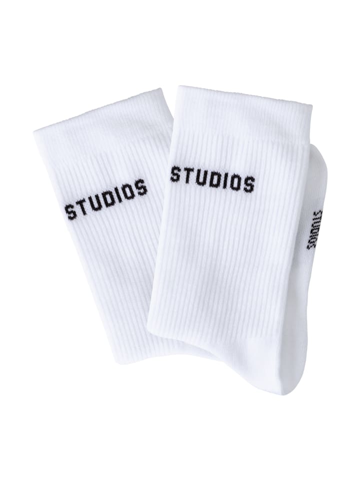 Copenhagen Studios Теннисные носки белого цвета, размер 2X
Copenhagen Studios Теннисные носки белого цвета, размер 2X