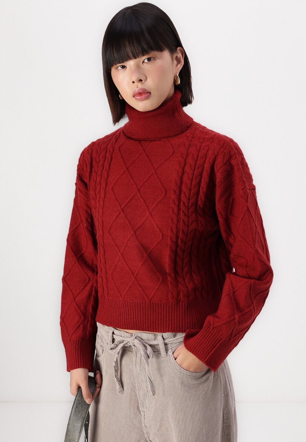 Джемпер Even&Odd, темно-красный
Джемпер Even&Odd, темно-красный