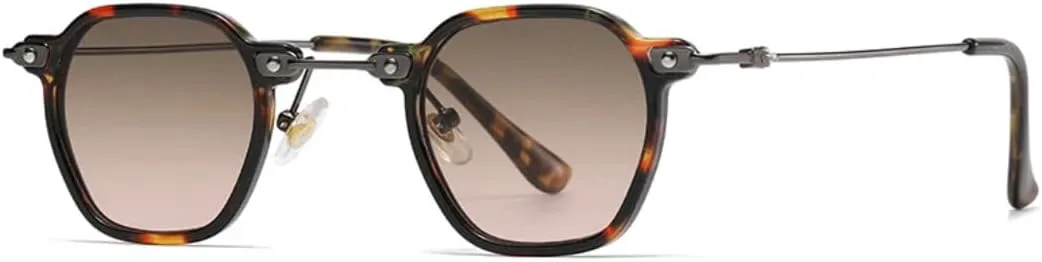 Популярные модные маленькие квадратные женские солнцезащитные очки в стиле ретро с заклепками, мужские — с прозрачными градиентными линзами UATXTAU, Leopard Tea Pink
Популярные модные маленькие квадратные женские солнцезащитные очки в стиле ретро с заклепками, мужские — с прозрачными градиентными линзами UATXTAU, Leopard Tea Pink