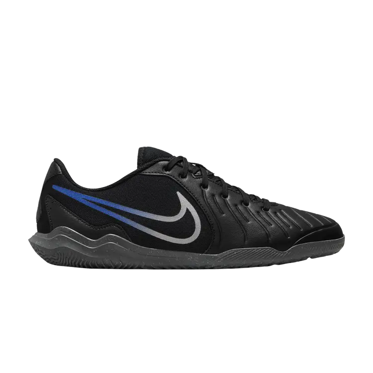 Кроссовки Nike Tiempo Legend 10 Club IC 'Shadow Pack', черный 
Кроссовки Nike Tiempo Legend 10 Club IC 'Shadow Pack', черный