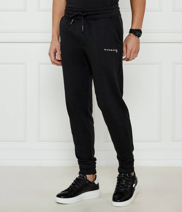 Брюки Regular fit Richmond X, черный
Брюки Regular fit Richmond X, черный