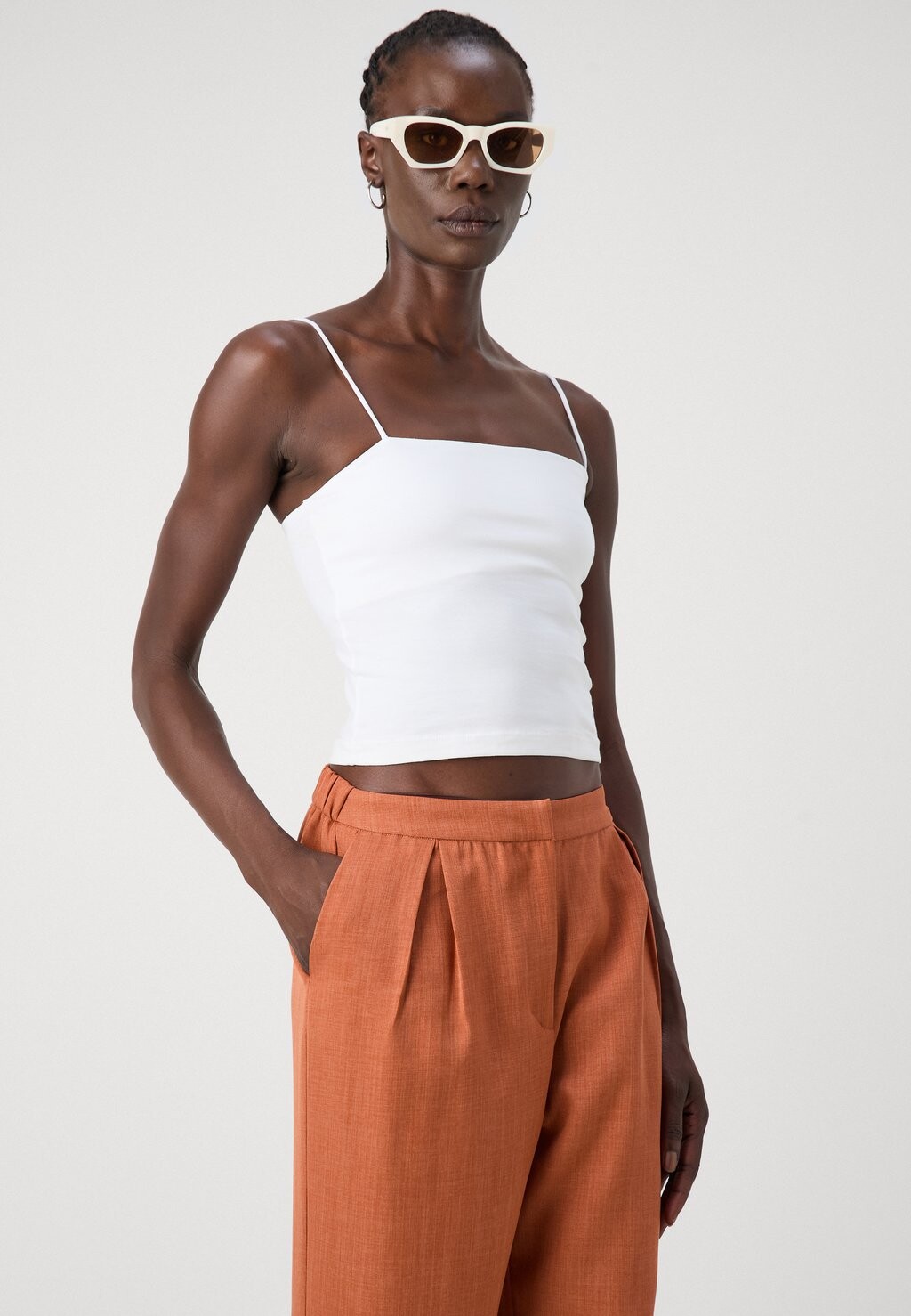 Тканевые брюки VMADELINE PLEATED Vero Moda, цвет Burnt Orange
Тканевые брюки VMADELINE PLEATED Vero Moda, цвет Burnt Orange