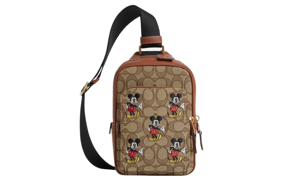 Коллаборация с Disney Кожаная сумка через плечо среднего размера с текстильными вставками на плечевом ремне Мужская в расцветке хаки COACH
Коллаборация с Disney Кожаная сумка через плечо среднего размера с текстильными вставками на плечевом ремне Мужская в расцветке хаки COACH