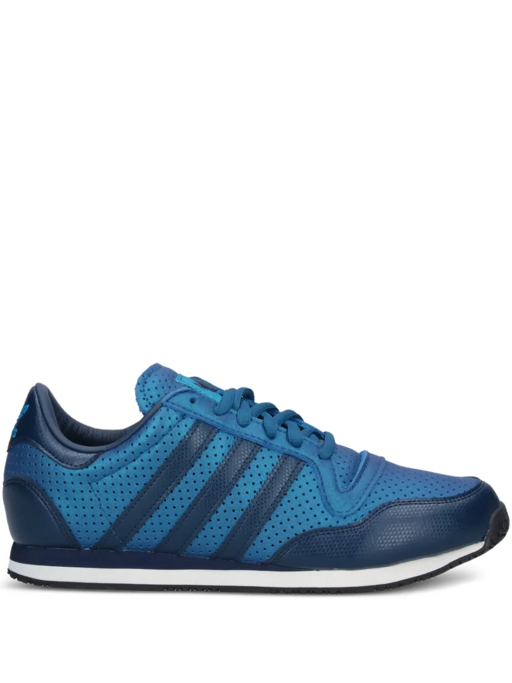 Кроссовки с перфорацией Adidas, синий
Кроссовки с перфорацией Adidas, синий