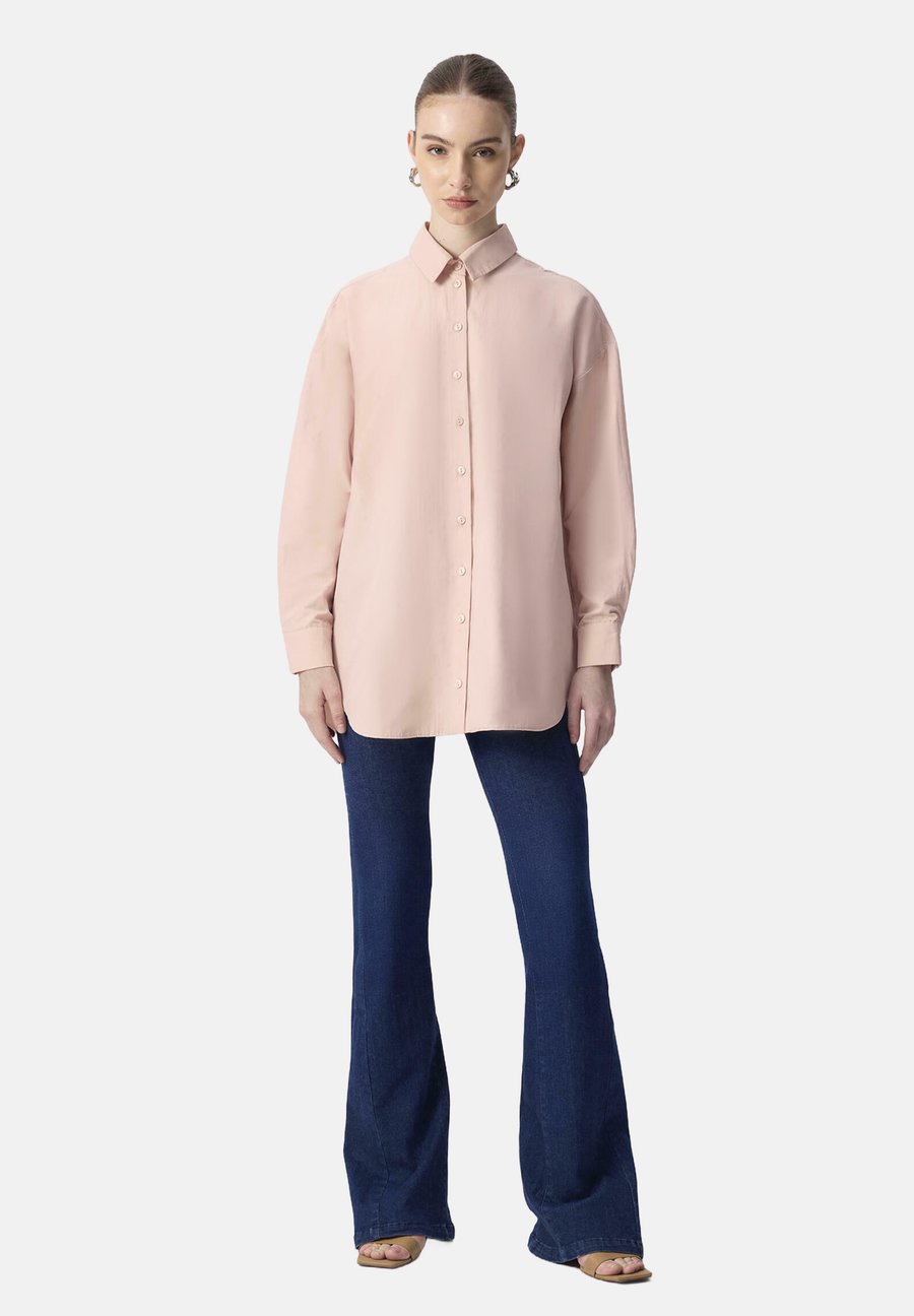 Блуза Touché Privé Button-down blouse, Baby Pink/Pink
Блуза Touché Privé Button-down blouse, Baby Pink/Pink