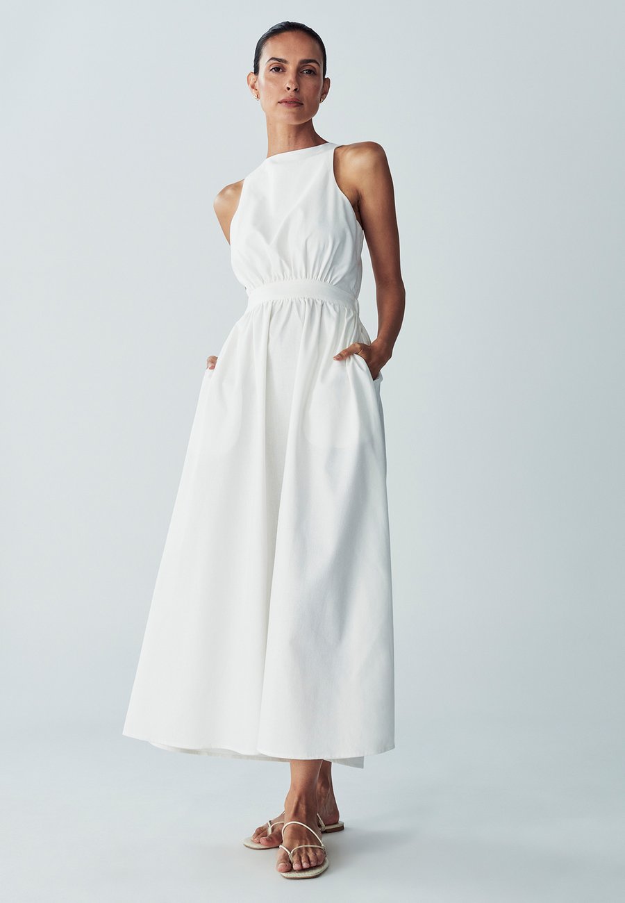 Платье WILLA LILIANA, White
Платье WILLA LILIANA, White