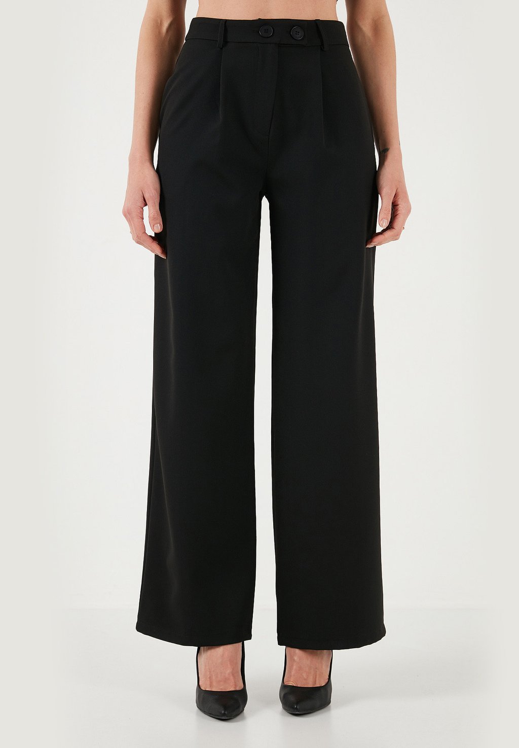 Брюки LELA, черный
Брюки LELA, черный