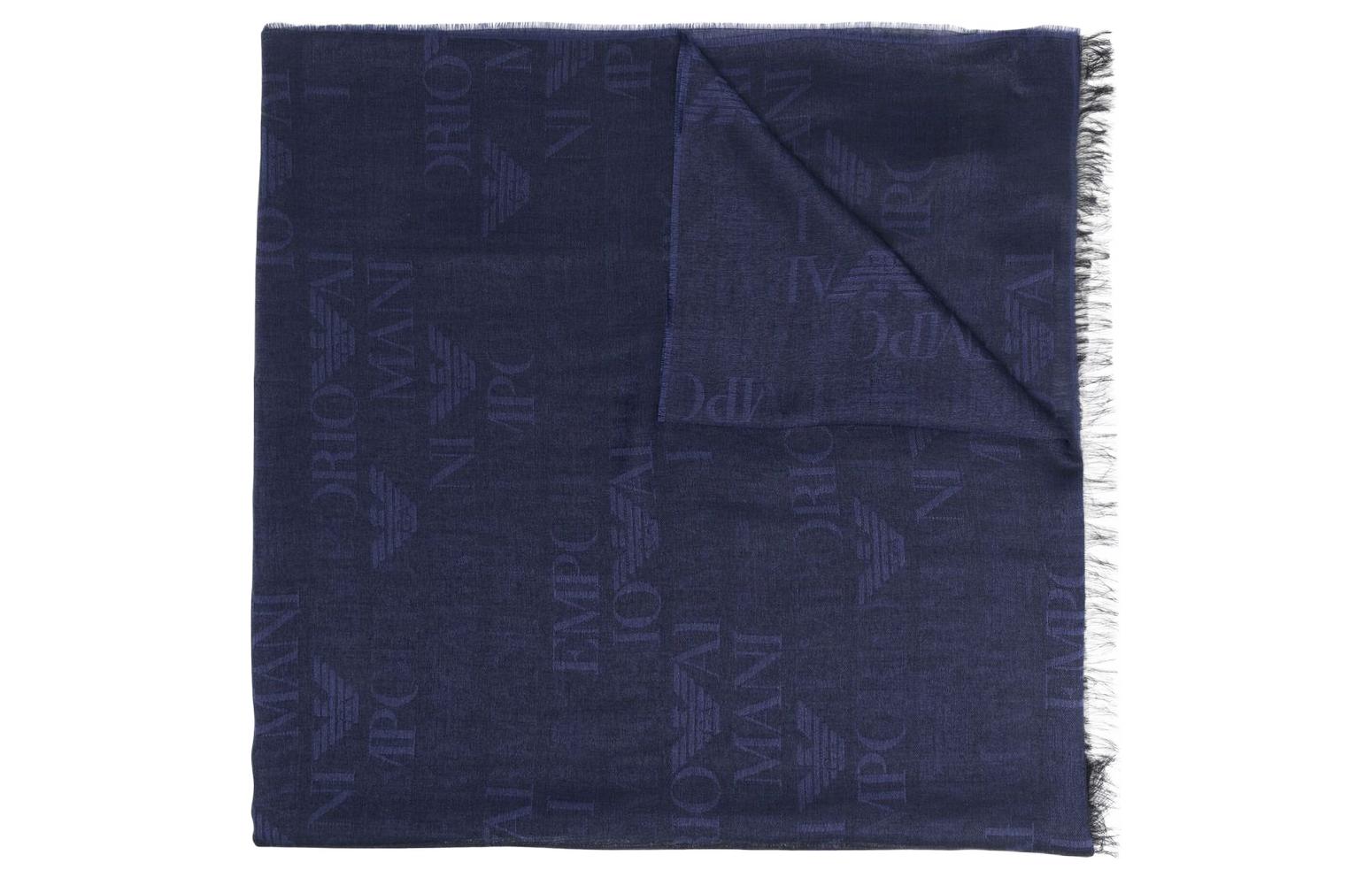 EMPORIO ARMANI Модальная и хлопковая палантина с жаккардовым логотипом по всей поверхности, Blue
EMPORIO ARMANI Модальная и хлопковая палантина с жаккардовым логотипом по всей поверхности, Blue