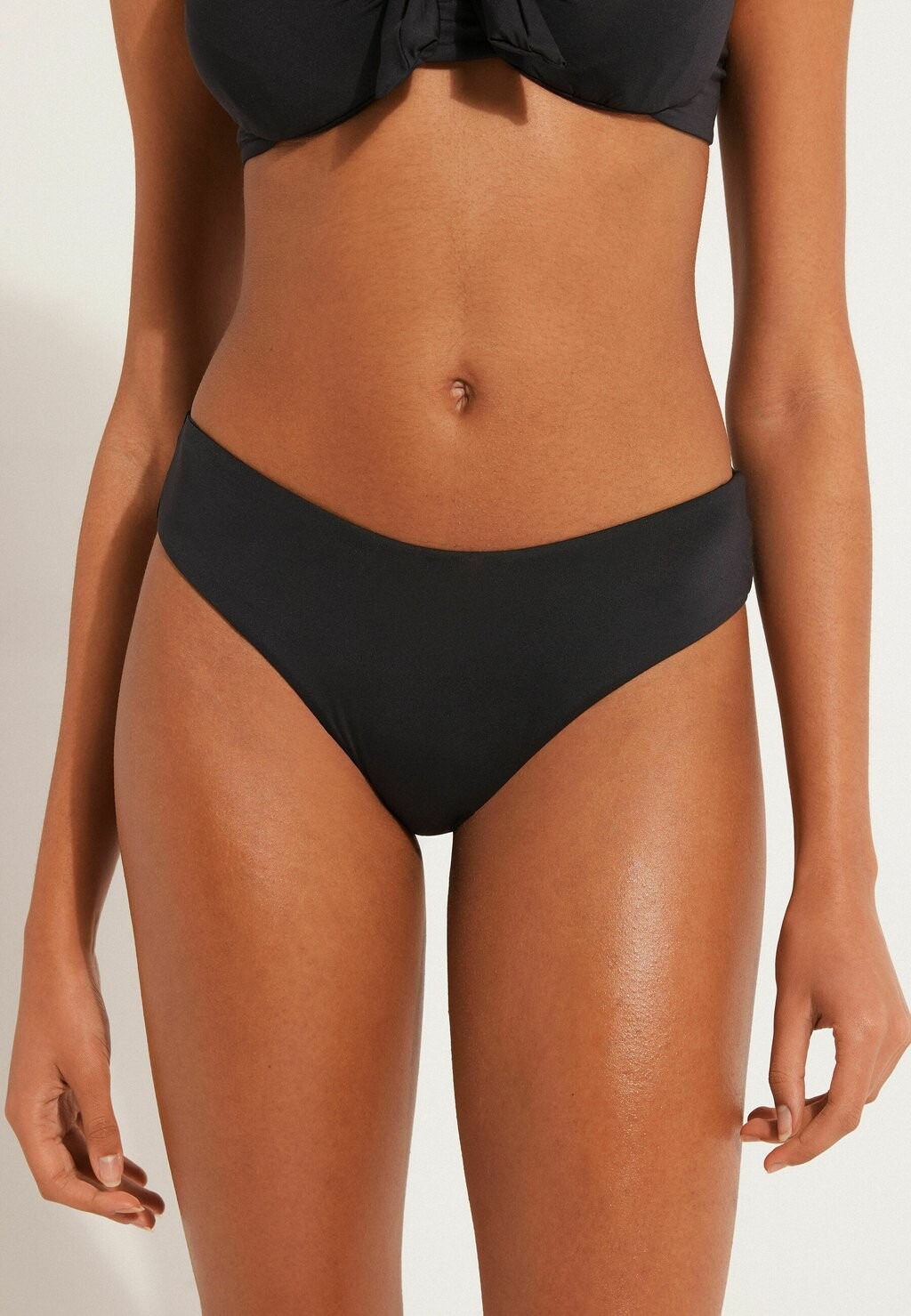 Плавки бикини ECO Tezenis, черный
Плавки бикини ECO Tezenis, черный