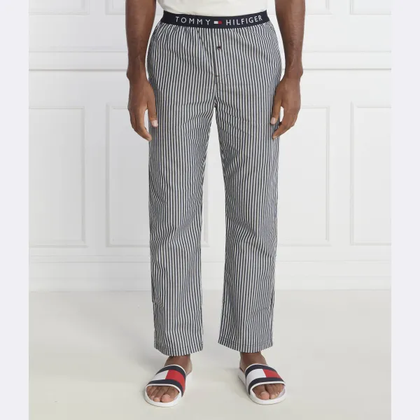 Пижамные штаны стандартного кроя Tommy Hilfiger, черный
Пижамные штаны стандартного кроя Tommy Hilfiger, черный
