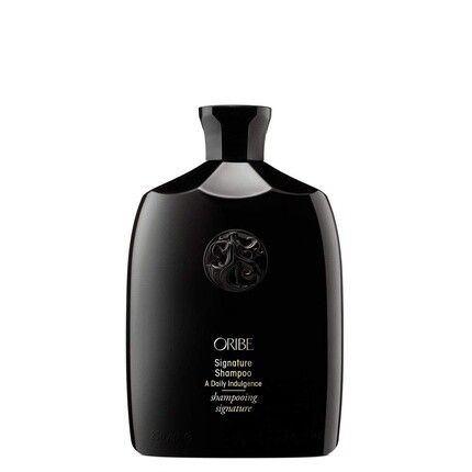 Oribe Signature Шампунь 250 мл Насыщенное ежедневное очищающее средство
Oribe Signature Шампунь 250 мл Насыщенное ежедневное очищающее средство