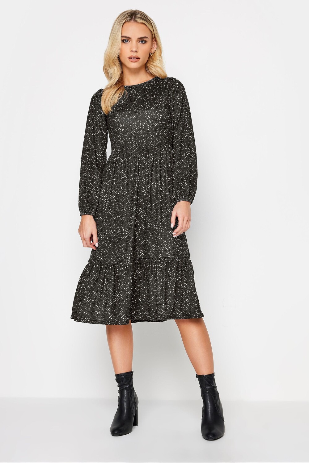 Каскадное платье миди с длинными рукавами Pixiegirl Petite, черный
Каскадное платье миди с длинными рукавами Pixiegirl Petite, черный