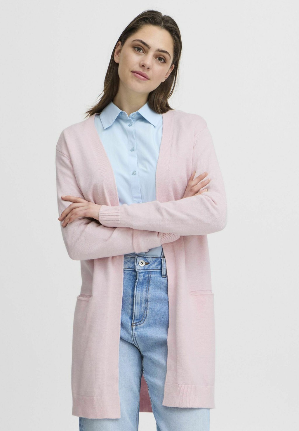 Кардиган NONINA b.young, светло-розовый
Кардиган NONINA b.young, светло-розовый