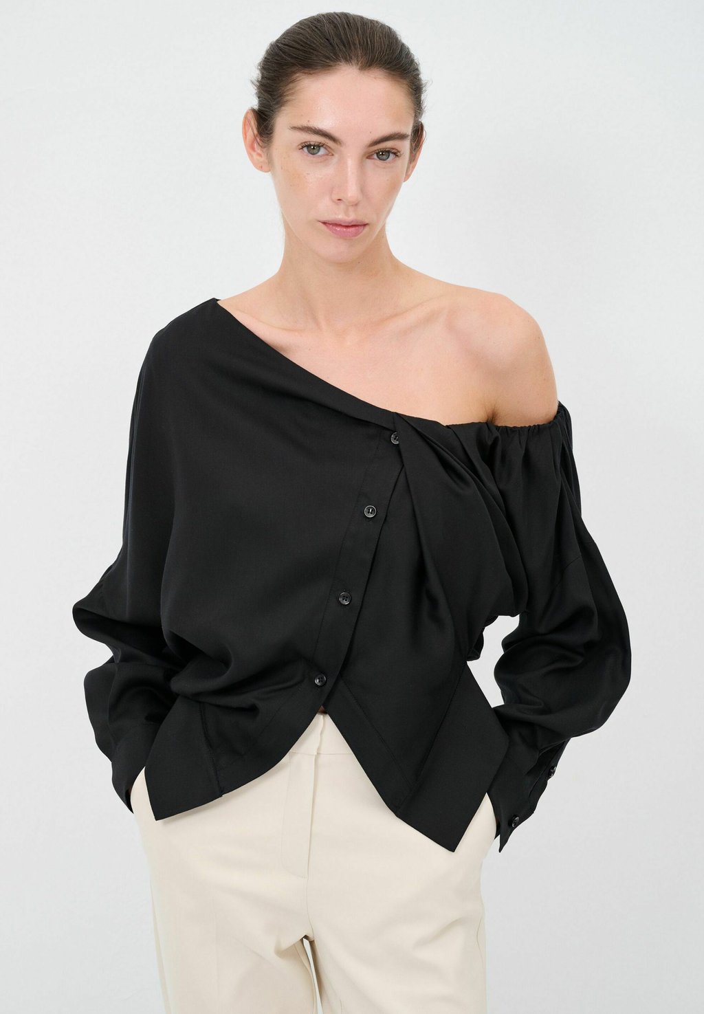 Блуза adL, черный
Блуза adL, черный