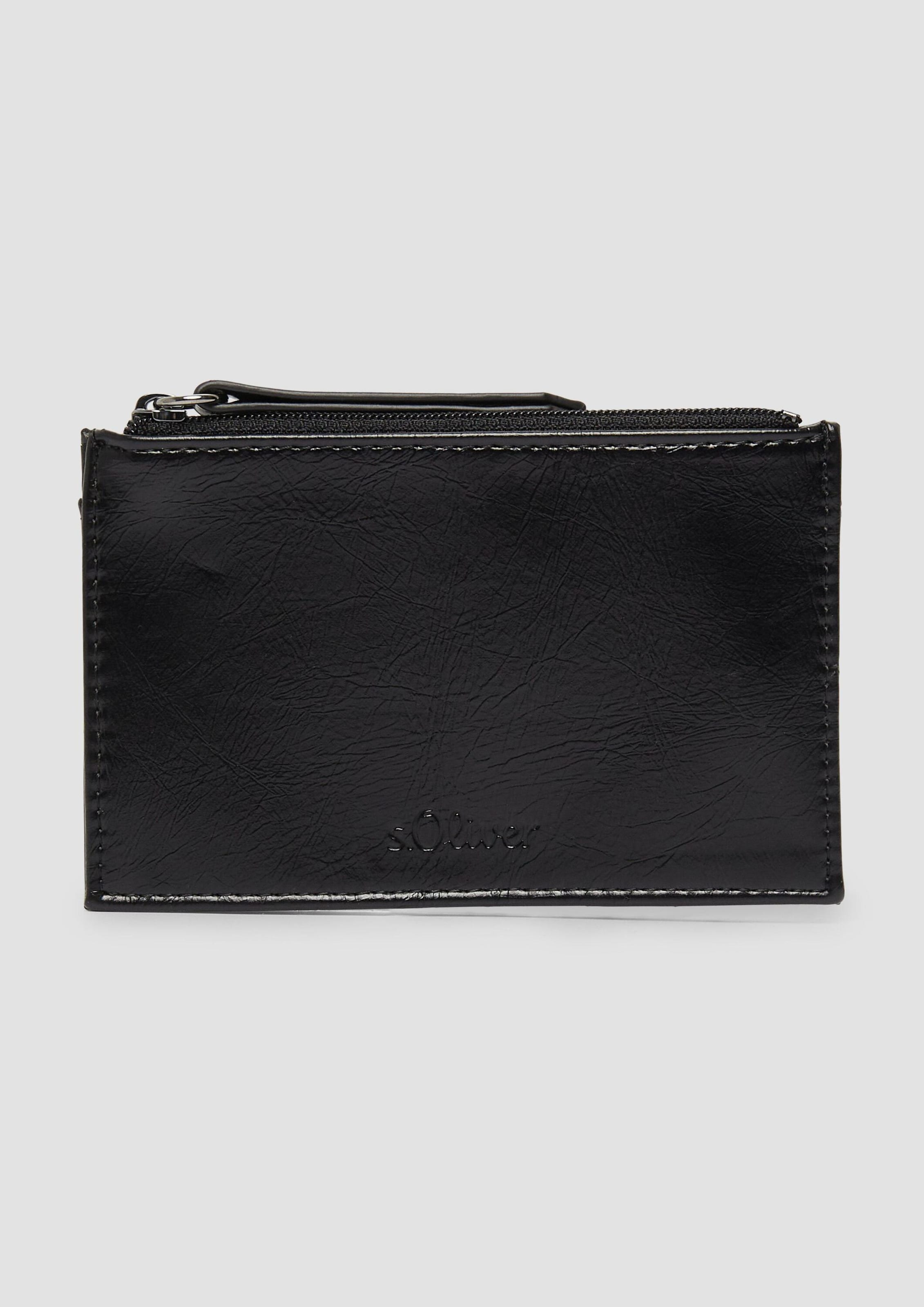 s.Oliver Чехол в черном цвете
s.Oliver Чехол в черном цвете