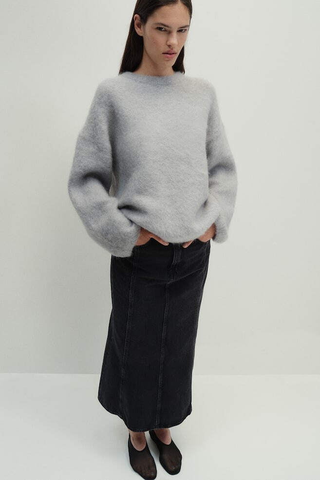 Расклешенная джинсовая юбка H&M, черный 
Расклешенная джинсовая юбка H&M, черный