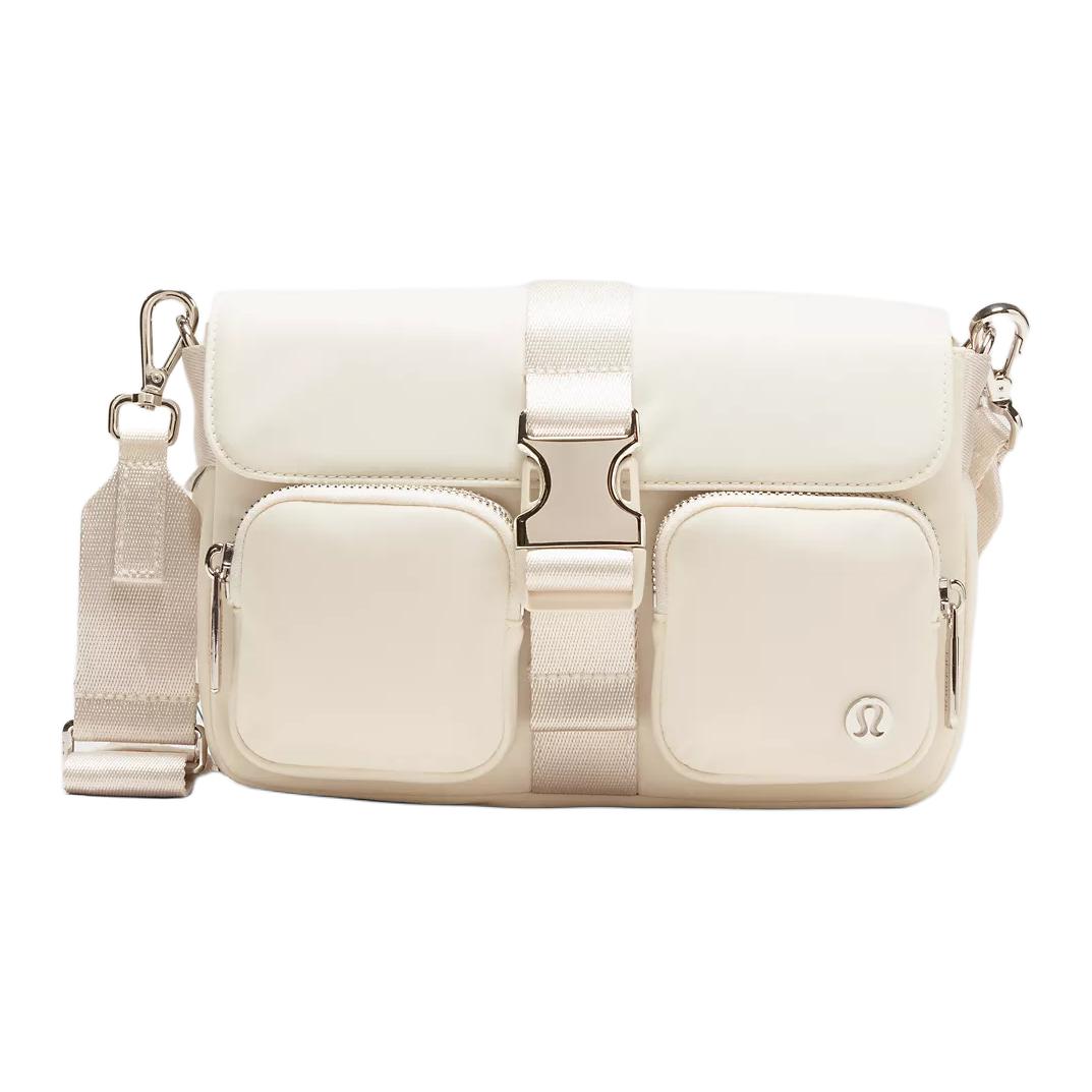 Lululemon Нейлоновая сумка через плечо, Light Ivory
Lululemon Нейлоновая сумка через плечо, Light Ivory