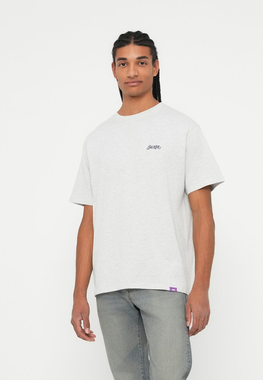 Футболка Jacker CLASSIC UNISEX, Grey/Purple/Light Grey, Серый, Футболка Jacker CLASSIC UNISEX, Grey/Purple/Light Grey
Футболка Jacker CLASSIC UNISEX, Grey/Purple/Light Grey, Серый, Футболка Jacker CLASSIC UNISEX, Grey/Purple/Light Grey