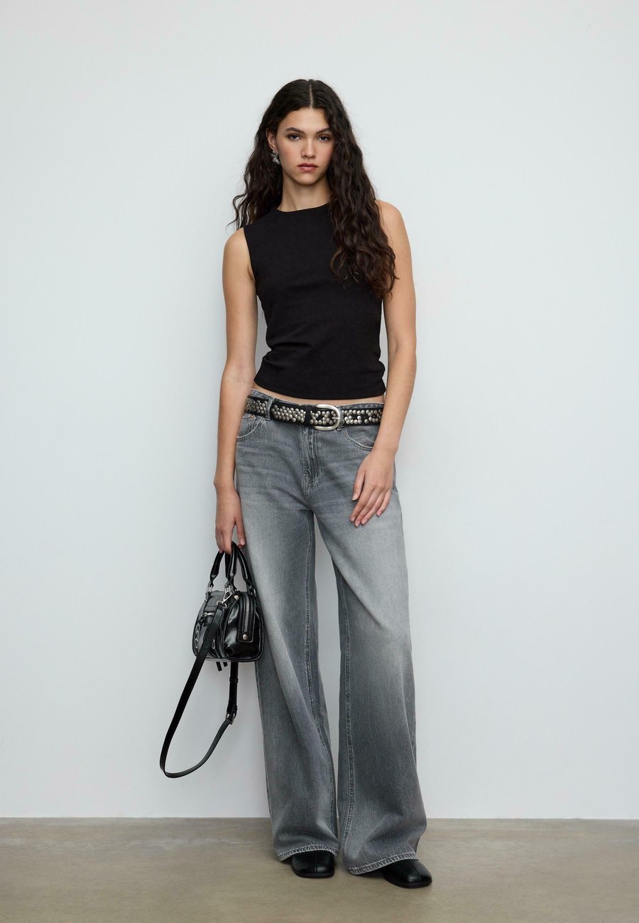 Сумка Stradivarius Handbag, Black
Сумка Stradivarius Handbag, Black