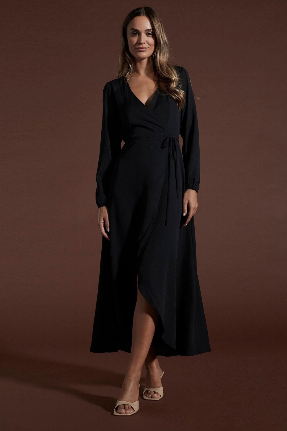 Платье макси Jagger Dancing Leopard, черный
Платье макси Jagger Dancing Leopard, черный