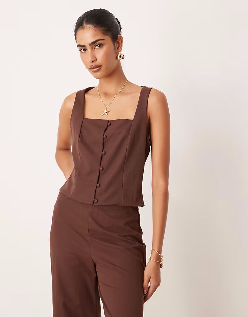 Платье Mango с квадратным вырезом и застежкой на пуговицы, шоколадного цвета
Платье Mango с квадратным вырезом и застежкой на пуговицы, шоколадного цвета