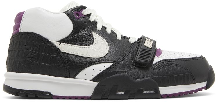 Кроссовки Nike Air Trainer 1 'Tokyo 2003', черный
Кроссовки Nike Air Trainer 1 'Tokyo 2003', черный