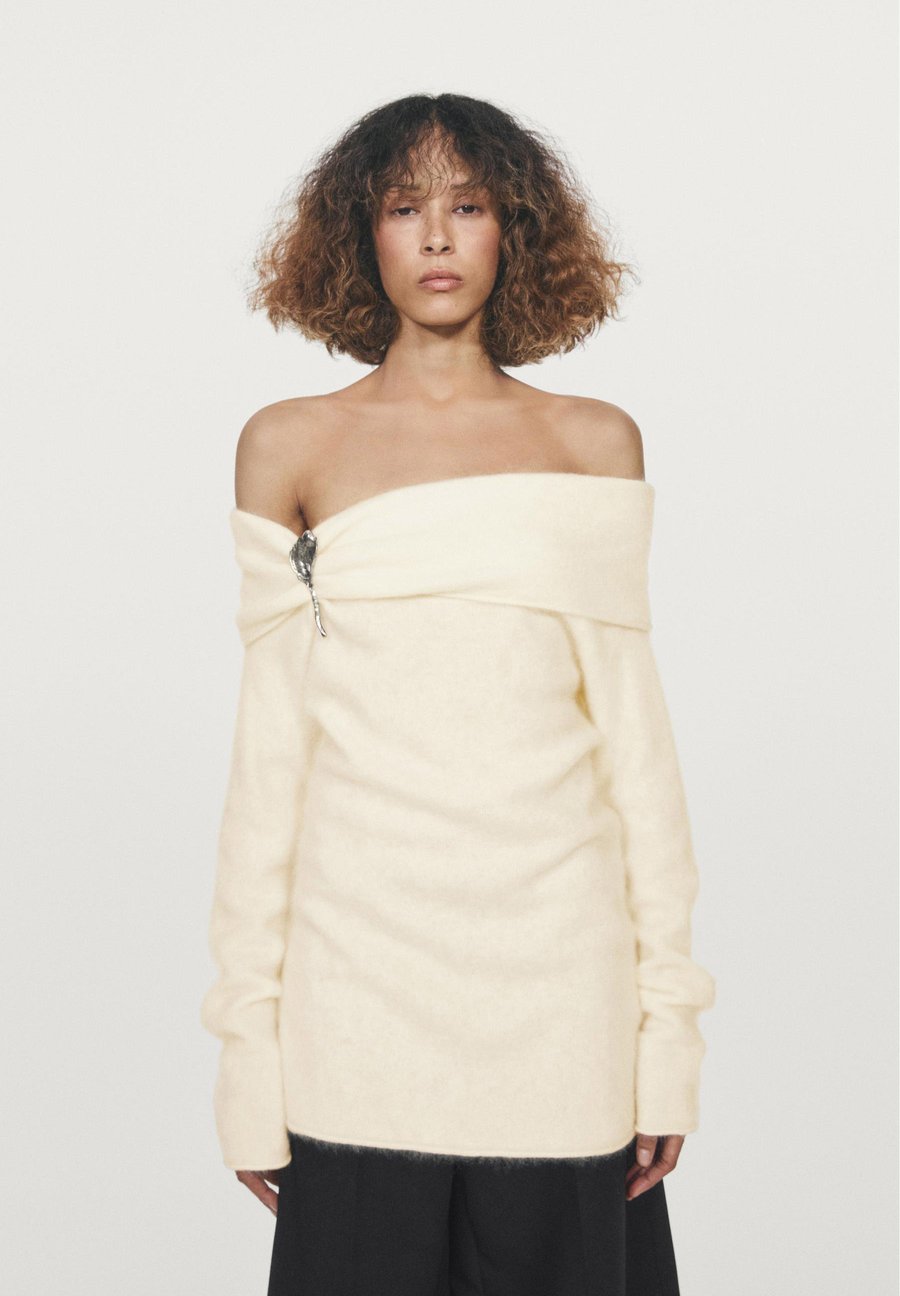 Джемпер Massimo Dutti SWEATER WITH EXPOSED SHOULDERS, White/Off-White
Джемпер Massimo Dutti SWEATER WITH EXPOSED SHOULDERS, White/Off-White