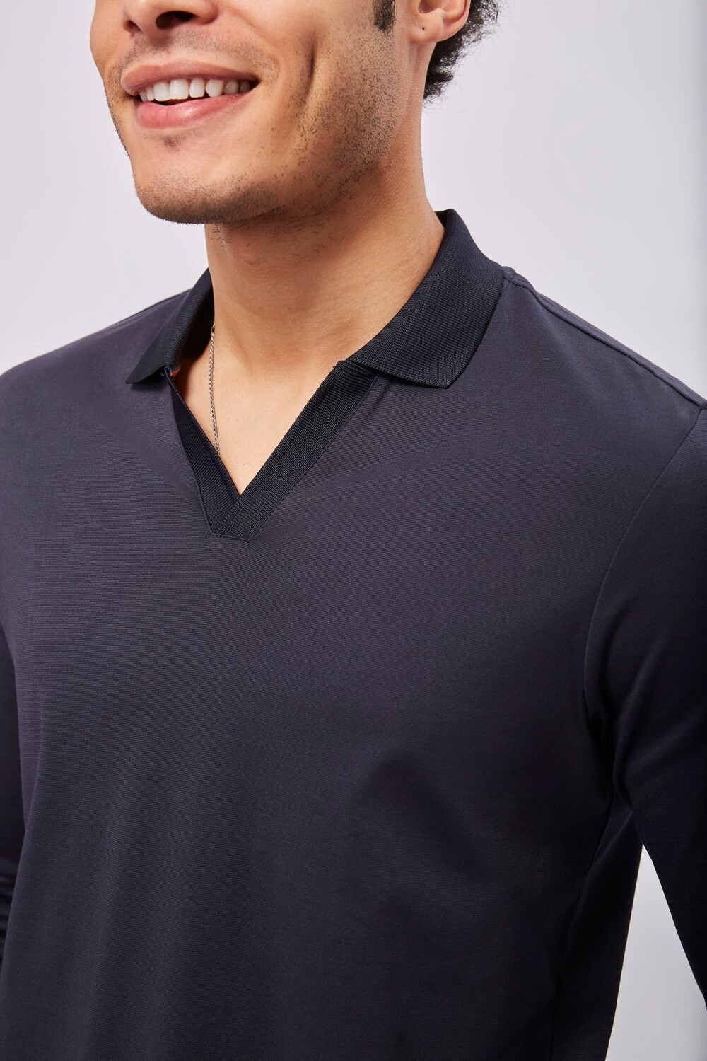 Синяя рубашка с воротником MC Johnny Max Colton, синий
Синяя рубашка с воротником MC Johnny Max Colton, синий