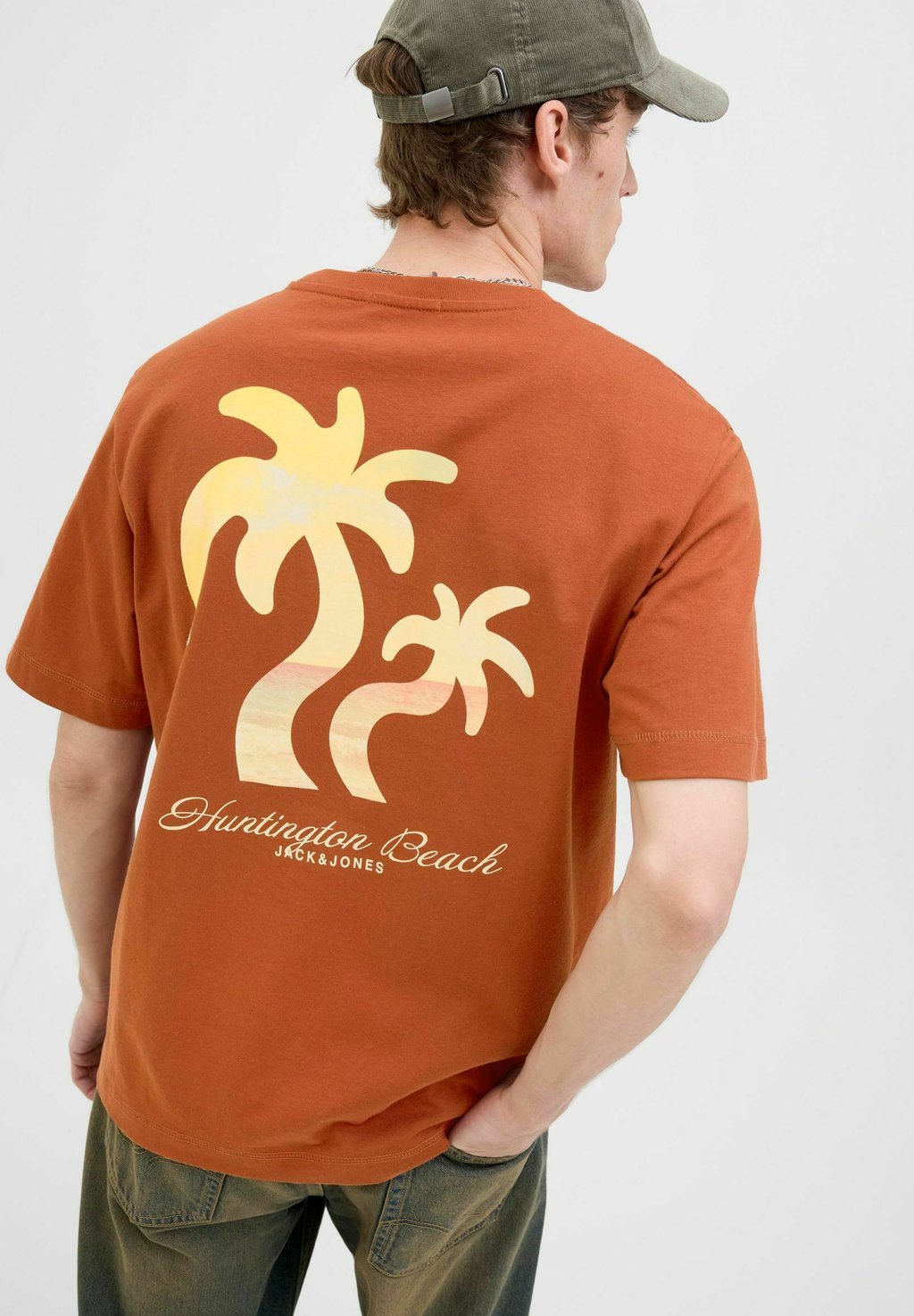 Футболка с принтом JORCANGGU Jack & Jones, охра
Футболка с принтом JORCANGGU Jack & Jones, охра