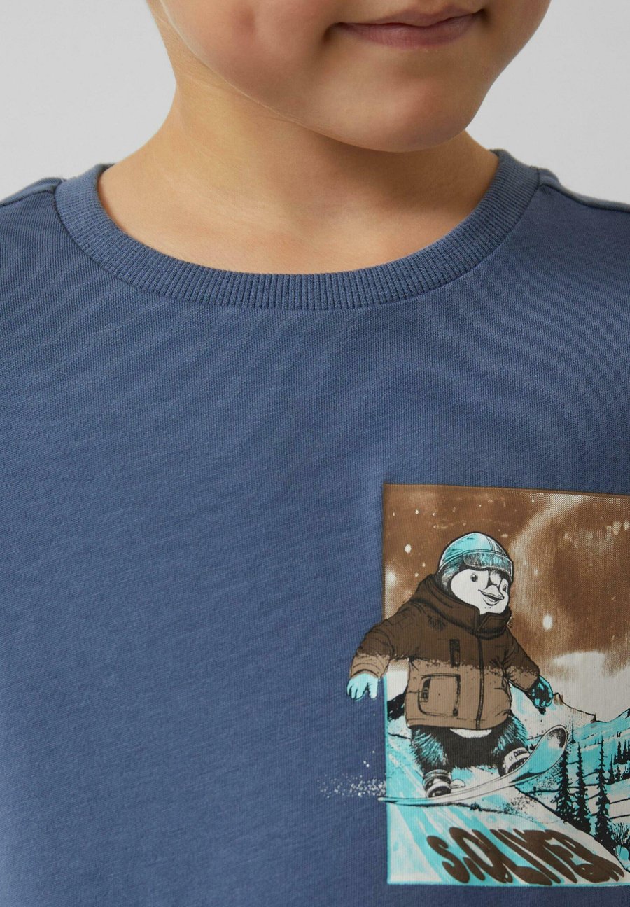 Топ s.Oliver Long sleeved top, Blau/Blue
Топ s.Oliver Long sleeved top, Blau/Blue