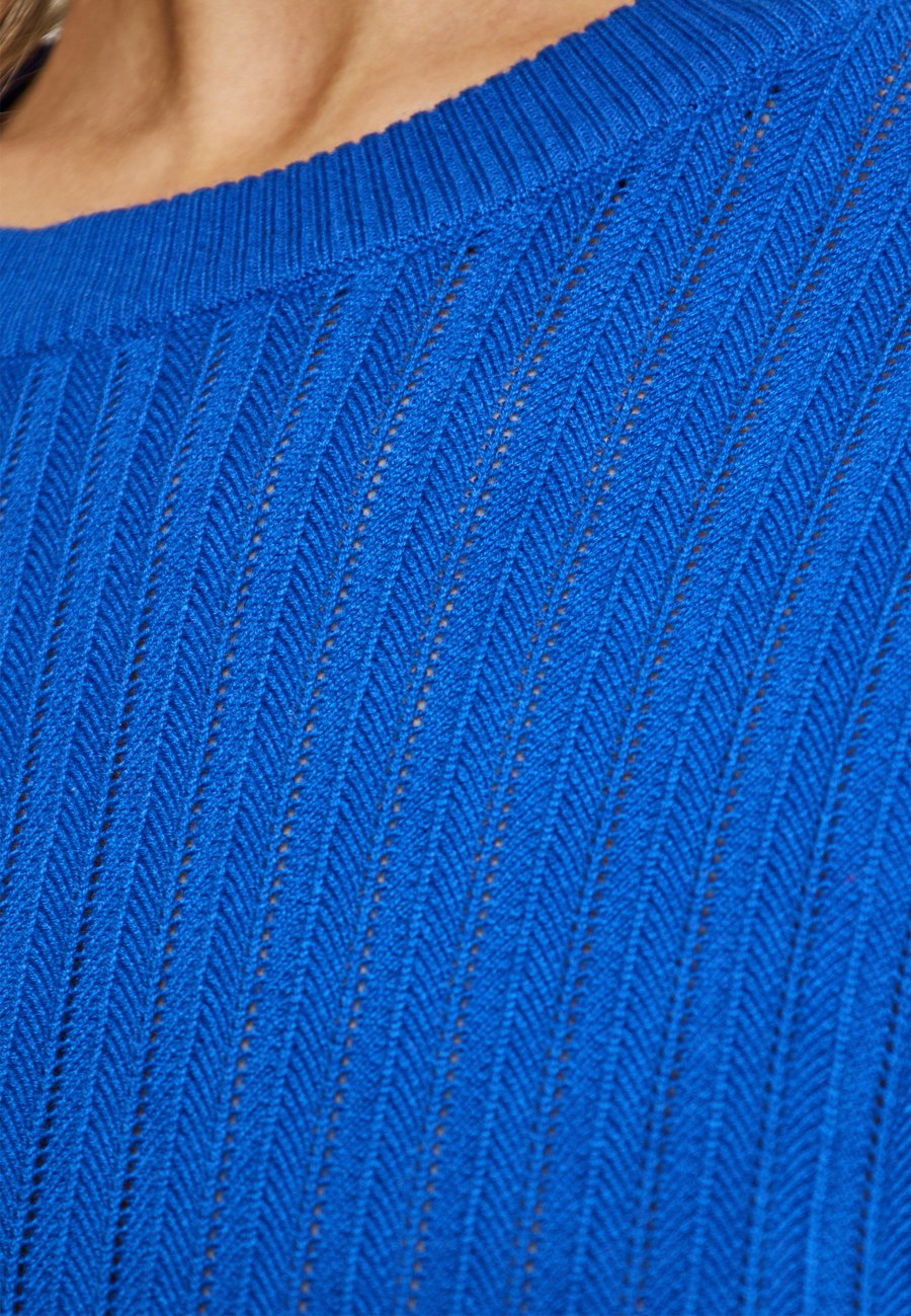 Джемпер myMo CO-BRANDED WITH EBEEZA, Kobaltblau/Blue
Джемпер myMo CO-BRANDED WITH EBEEZA, Kobaltblau/Blue