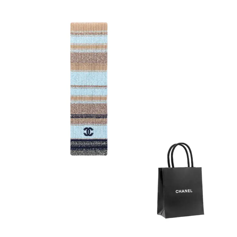 CHANEL Кашемировый вязаный шаль синий, Blue
CHANEL Кашемировый вязаный шаль синий, Blue