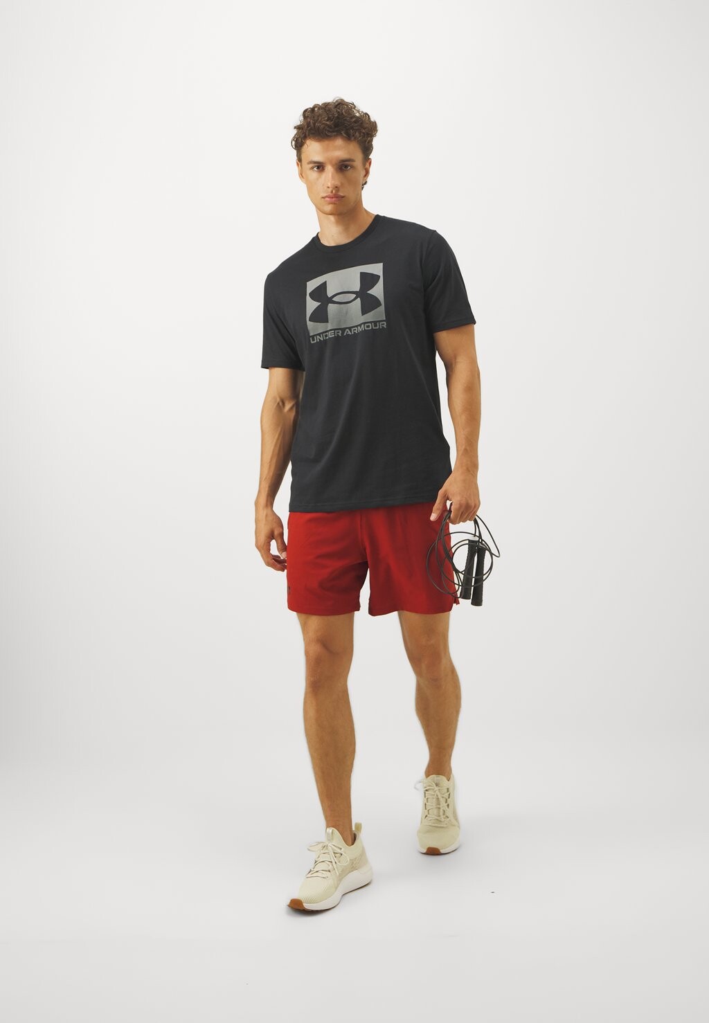 Принт на футболке BOXED SPORTS Under Armour, черный
Принт на футболке BOXED SPORTS Under Armour, черный