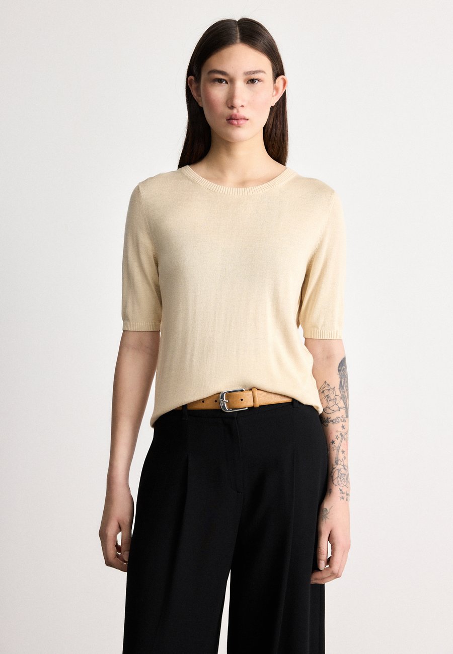 Футболка BOSS FIAFFU, Open Beige/Beige
Футболка BOSS FIAFFU, Open Beige/Beige
