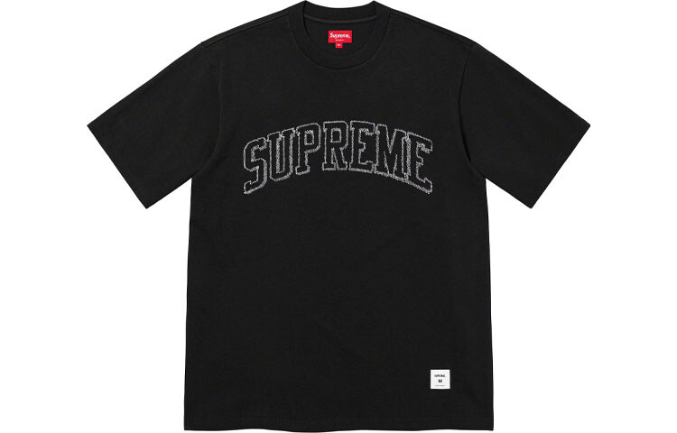 Футболка Supreme Sketch Embroidered с короткими рукавами, черный 
Футболка Supreme Sketch Embroidered с короткими рукавами, черный