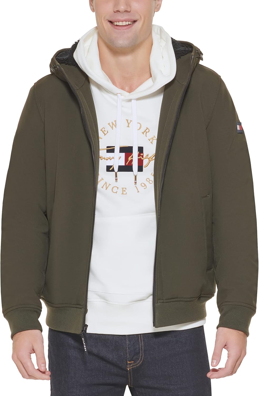 Мужская куртка-бомбер Tommy Hilfiger Soft Shell Active Filled, Olive Sherpa Lined W. Patch
Мужская куртка-бомбер Tommy Hilfiger Soft Shell Active Filled, Olive Sherpa Lined W. Patch