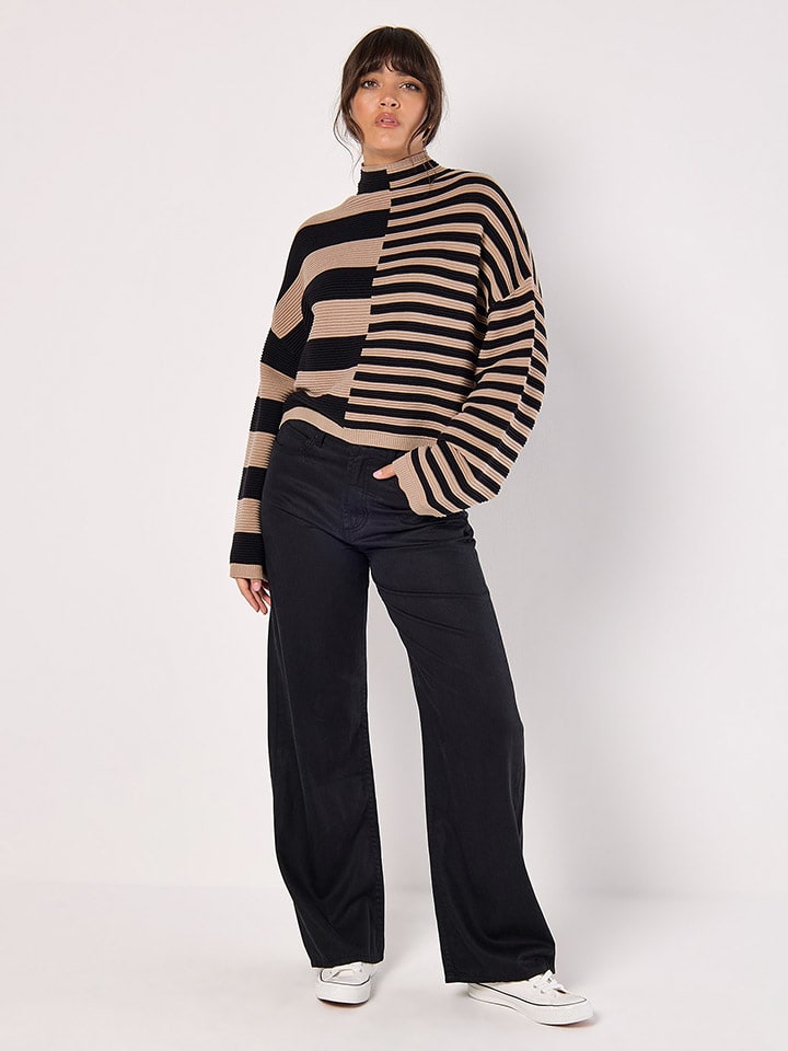 Apricot Свитер светло-коричневого/черного цвета
Apricot Свитер светло-коричневого/черного цвета