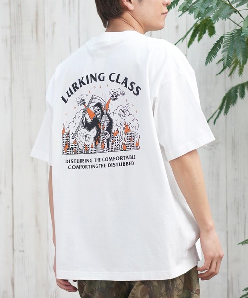 LURKING CLASS Футболка с коротким рукавом, принт на спине, Murasaki Sports, белый
LURKING CLASS Футболка с коротким рукавом, принт на спине, Murasaki Sports, белый