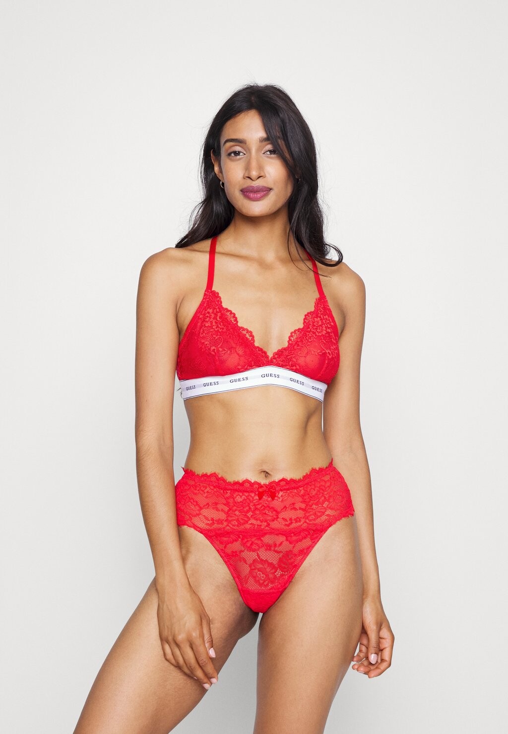 Бюстье Guess
Бюстье Guess