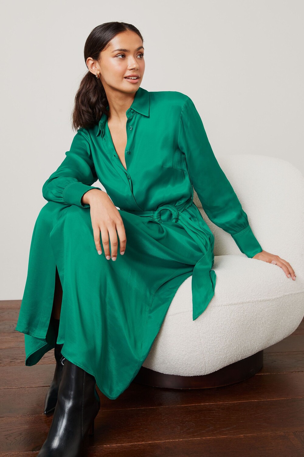 Атласное платье миди с поясом Next, зеленый
Атласное платье миди с поясом Next, зеленый