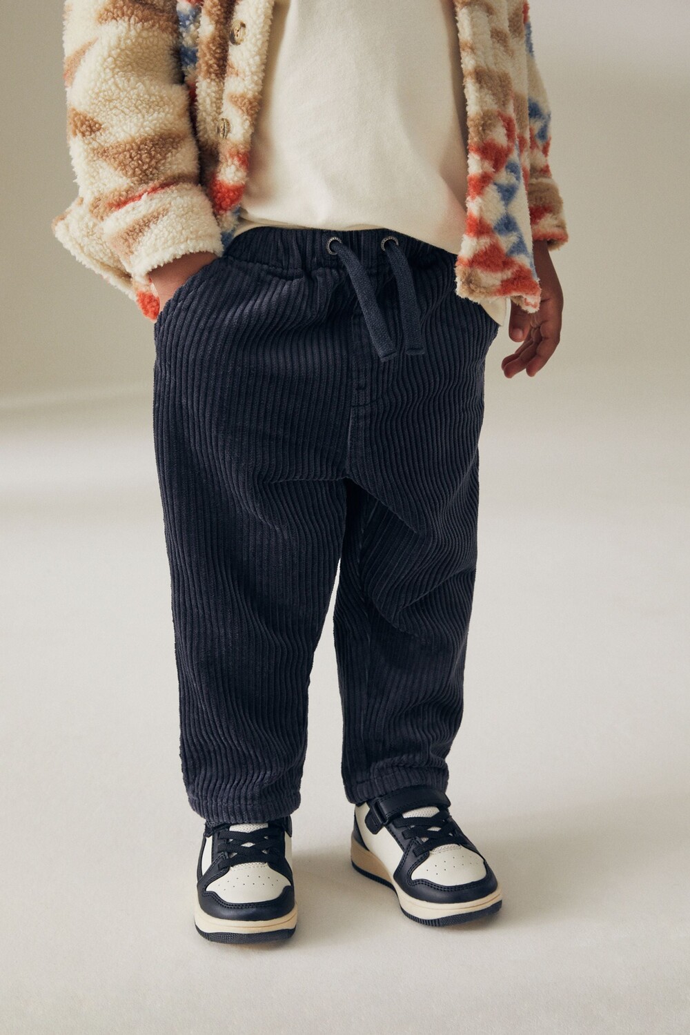 Вельветовые брюки без застежек из 100% хлопка (3 мес 7 лет) Next, синий
Вельветовые брюки без застежек из 100% хлопка (3 мес 7 лет) Next, синий