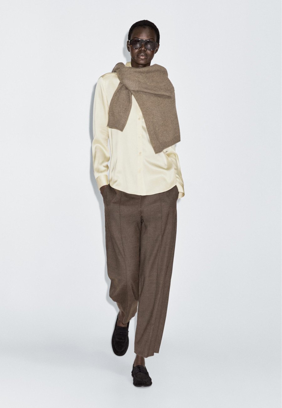 Брюки Massimo Dutti Trousers, Sand
Брюки Massimo Dutti Trousers, Sand