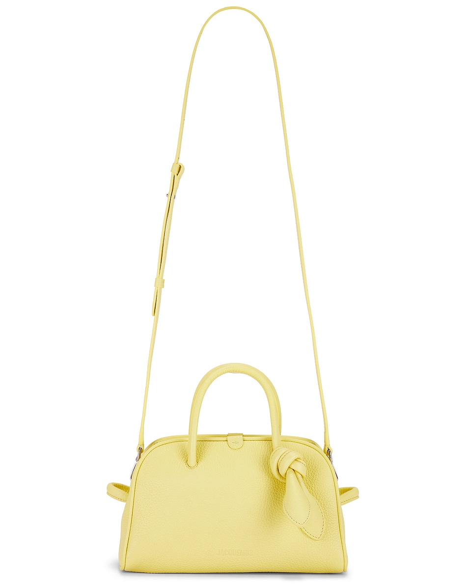 Сумка Le Petit Turismo Jacquemus, Light Yellow 
Сумка Le Petit Turismo Jacquemus, Light Yellow