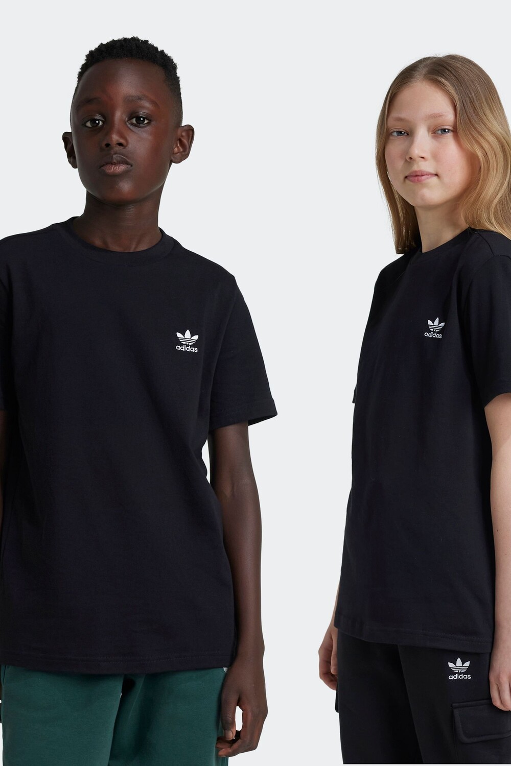 Футболка Kids originals из 100% хлопка Adidas, черный
Футболка Kids originals из 100% хлопка Adidas, черный