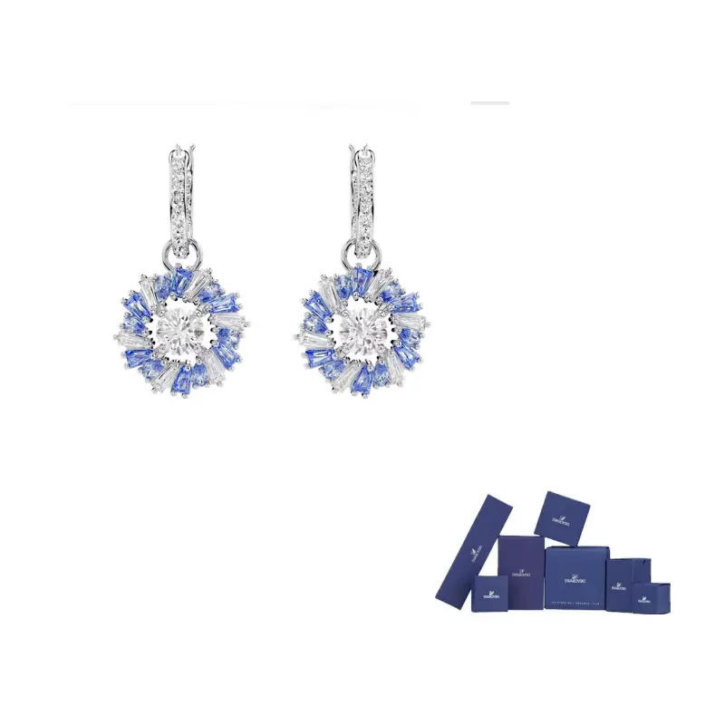 Swarovski Синтетические циркониевые серьги с родиевым покрытием и искусственными кристаллами Women's Blue
Swarovski Синтетические циркониевые серьги с родиевым покрытием и искусственными кристаллами Women's Blue