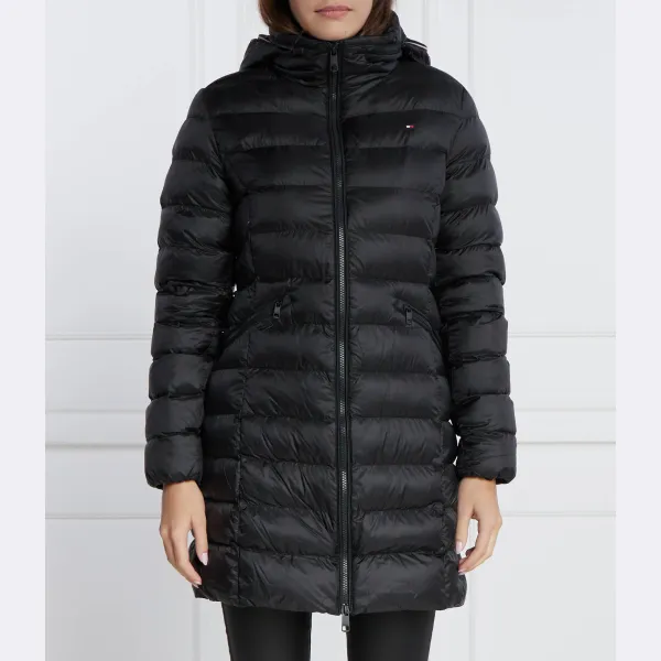 Утепленное пальто в глобальную полоску Tommy Hilfiger, черный
Утепленное пальто в глобальную полоску Tommy Hilfiger, черный