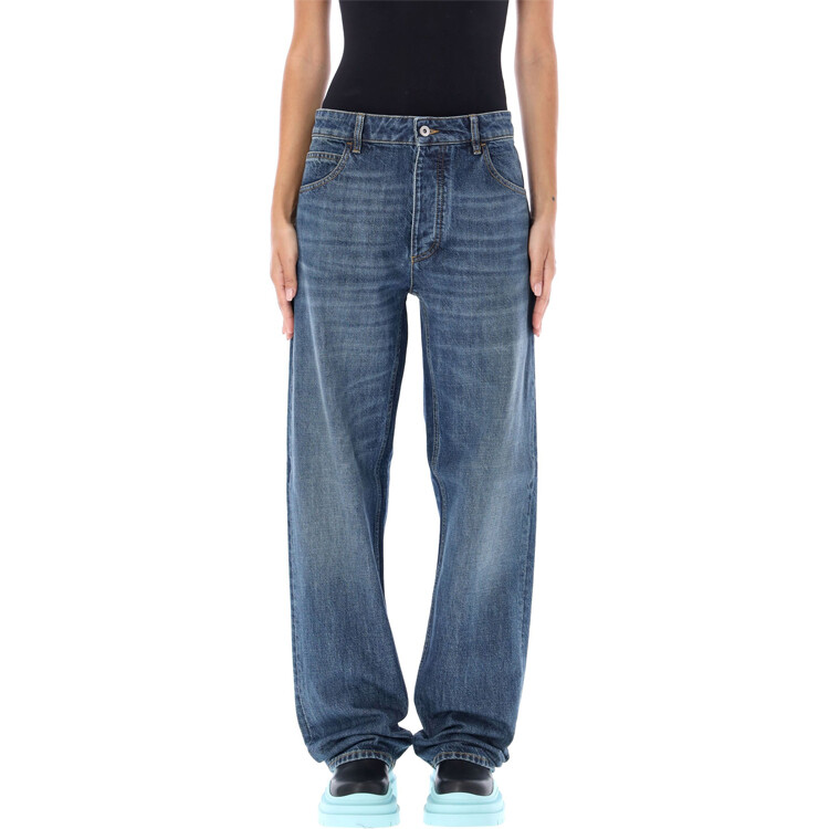 Джинсы прямого кроя длиной до пола Bottega Veneta
Джинсы прямого кроя длиной до пола Bottega Veneta