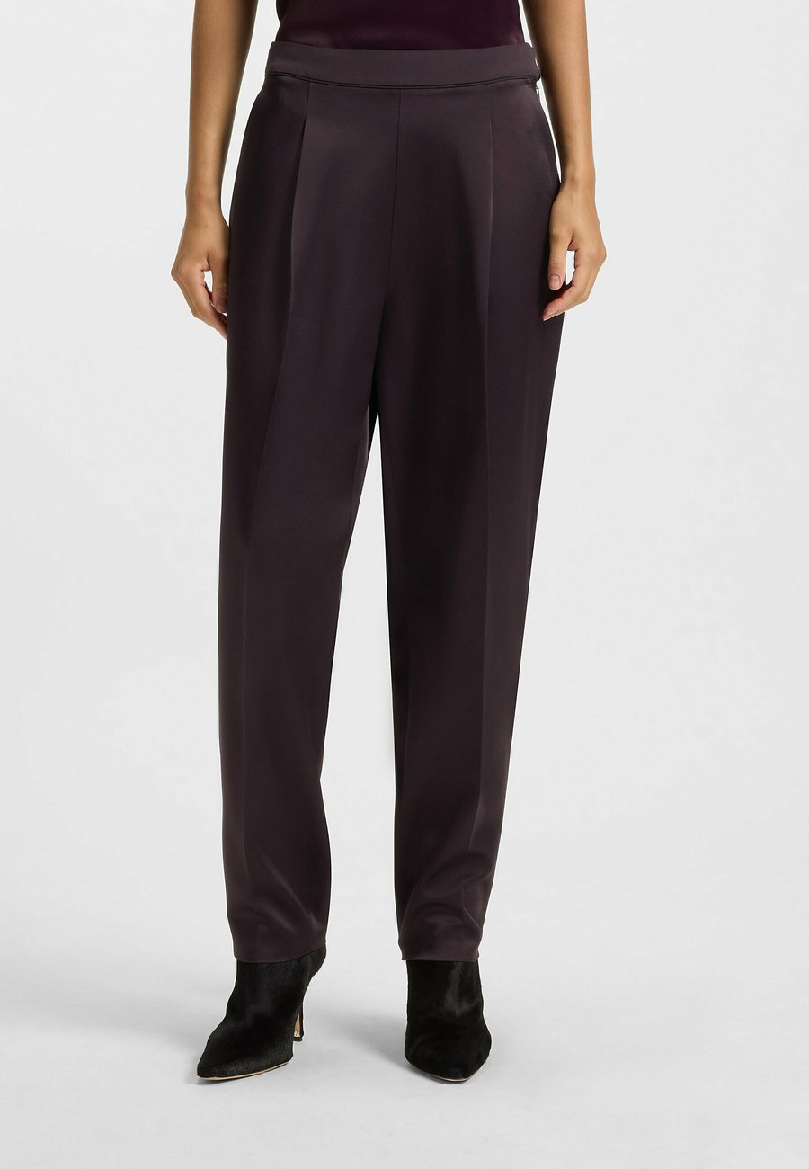 Брюки BOSS TAKERANA, Open Purple Seventeen/Purple
Брюки BOSS TAKERANA, Open Purple Seventeen/Purple