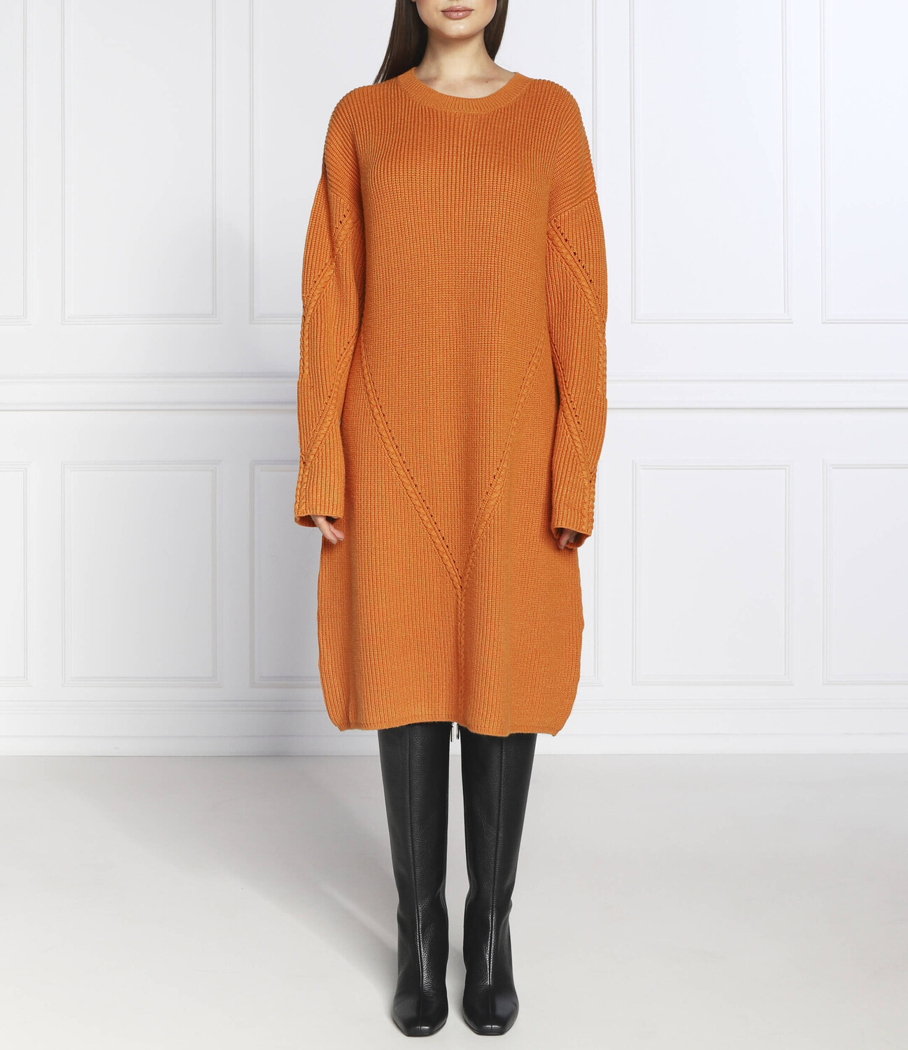 Платье Silvian Heach giuki, оранжевый
Платье Silvian Heach giuki, оранжевый