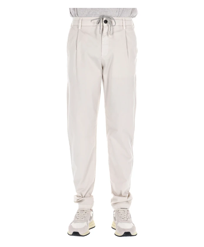 Изящные брюки с поясом на шнуровке. Eleventy, бежевый
Изящные брюки с поясом на шнуровке. Eleventy, бежевый